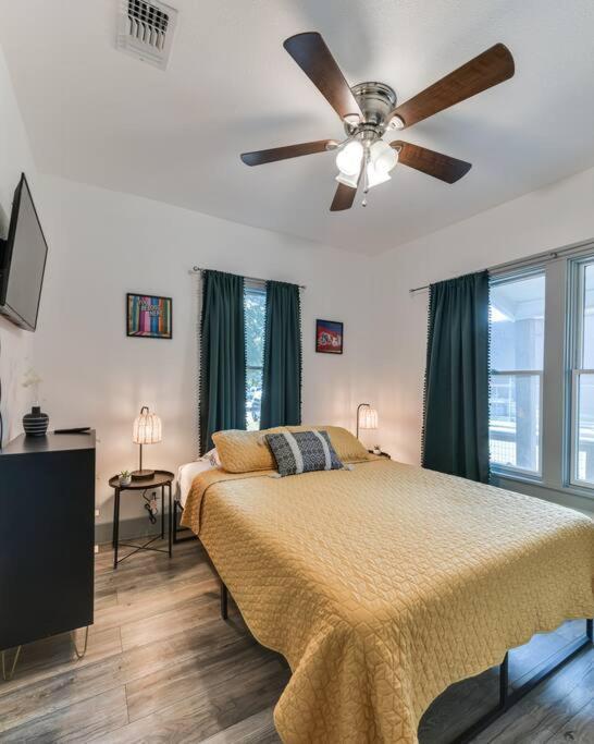 La Casa Azul • 5 Minutes From The Pearl! Holiday home *